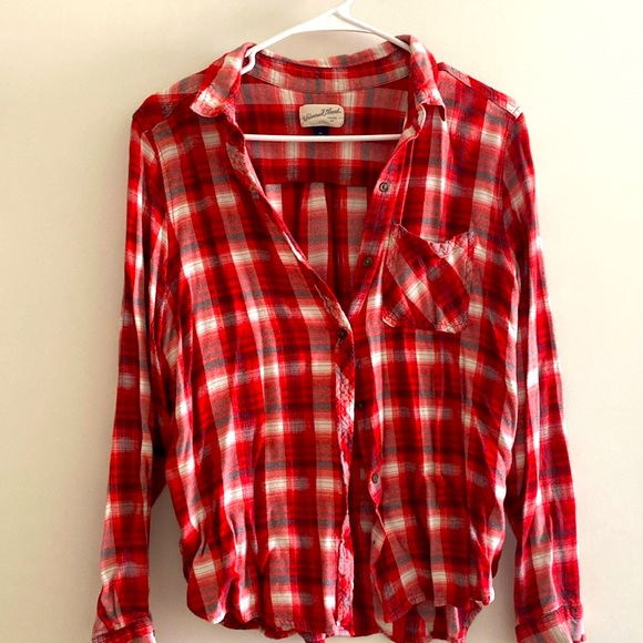 Universal Thread Tops - Womens plaid button up